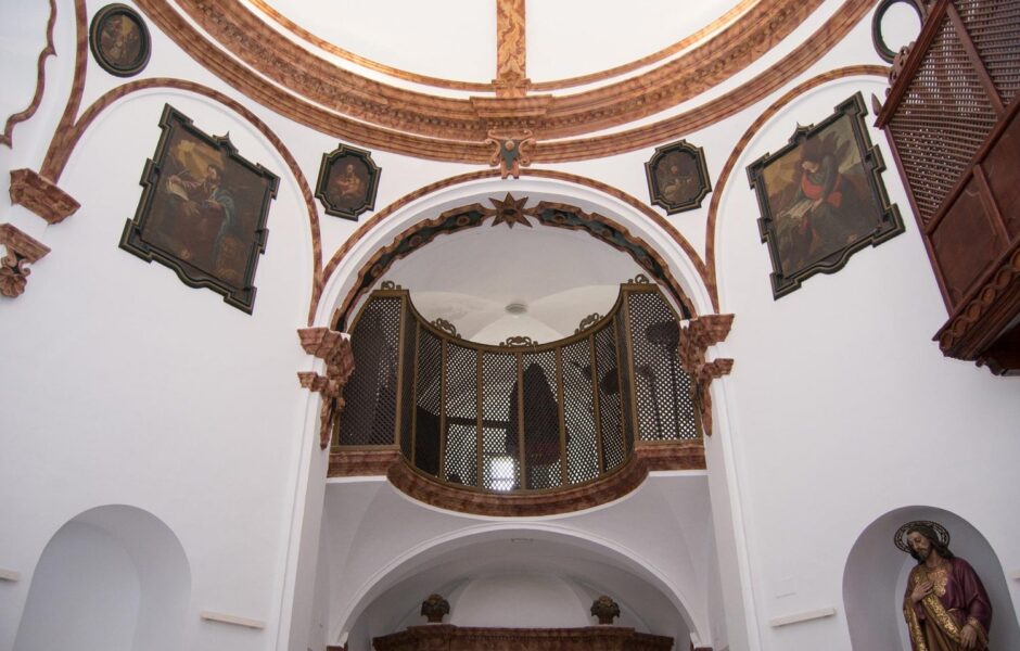 capilla san miguel espejo